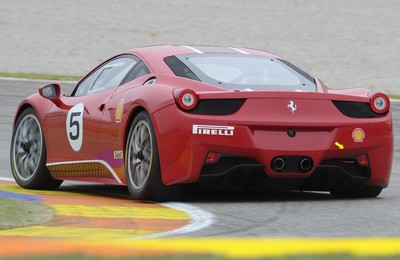 Ferrari法拉利汽车跑车宽屏高清壁纸