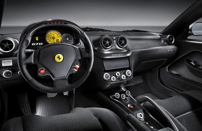 Ferrari法拉利宽屏汽车跑车高清壁纸